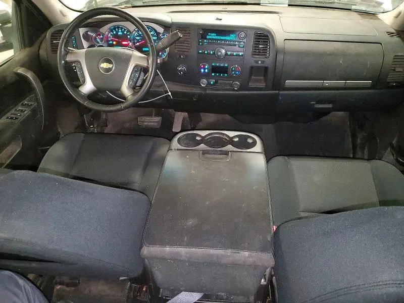 2011 CHEVROLET SILVERADO K1500 LT  