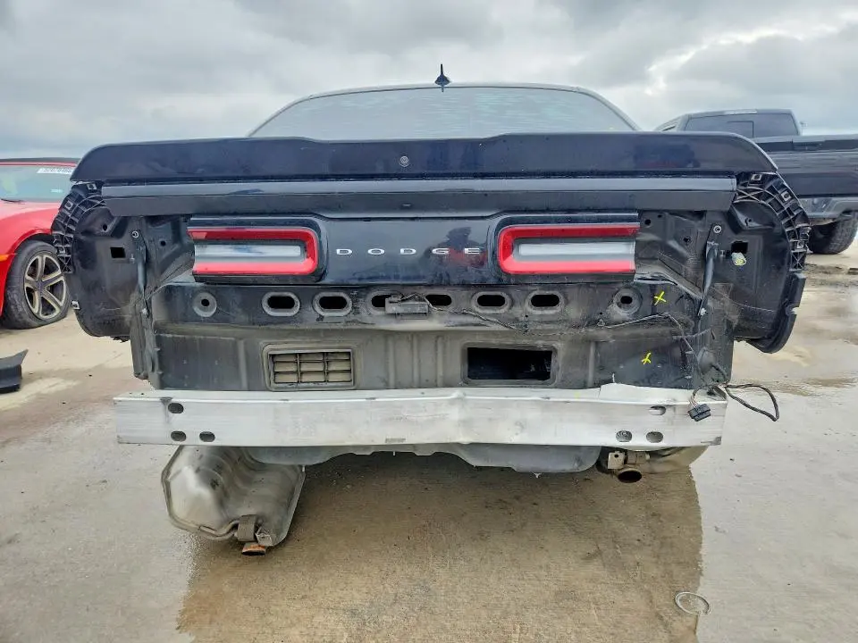 2016 DODGE CHALLENGER SXT  
