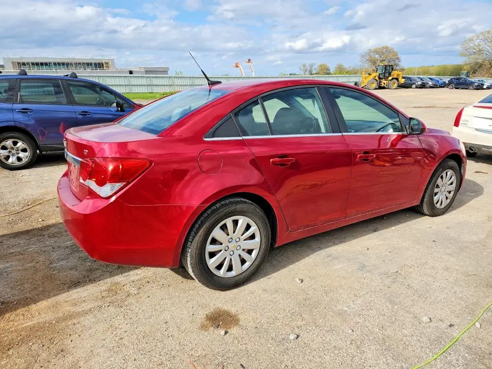 2011 CHEVROLET CRUZE LT  