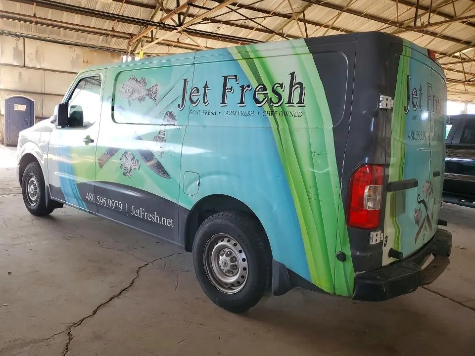 2015 NISSAN NV 2500 HD S  
