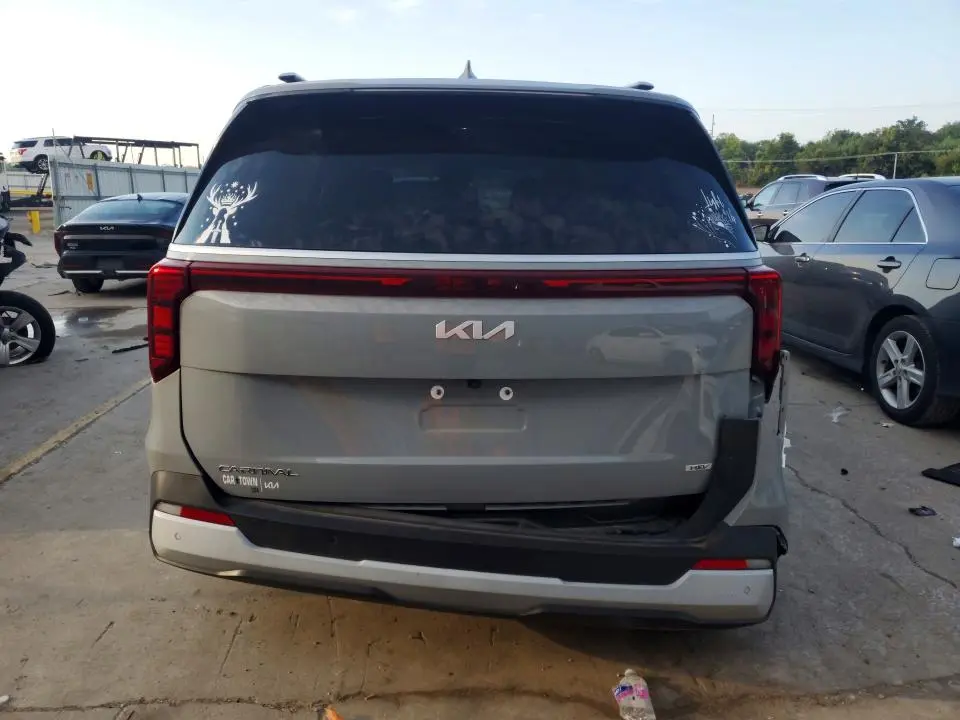 2025 KIA CARNIVAL EX  