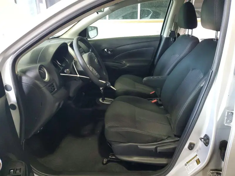 2019 NISSAN VERSA SV  