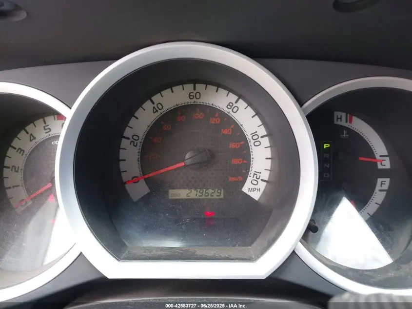 2013 TOYOTA TACOMA  