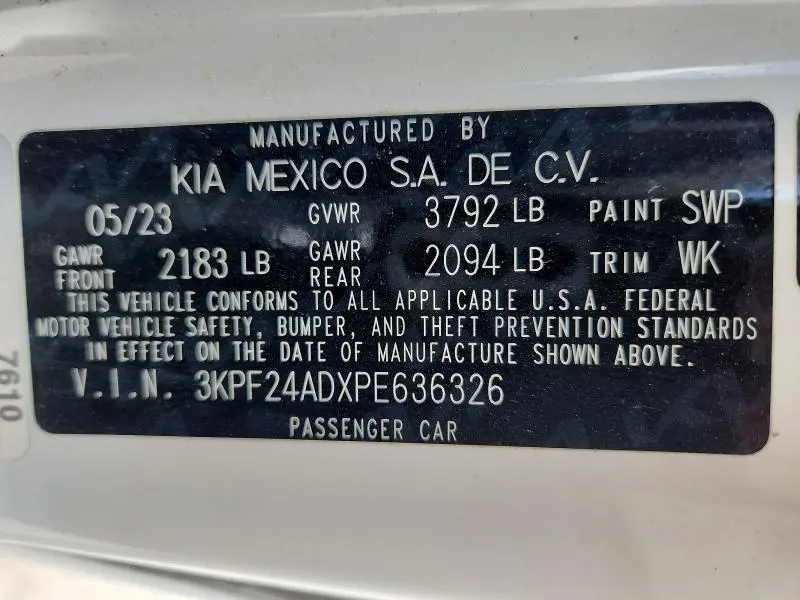 2023 KIA FORTE LXS  