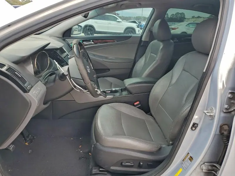 2011 HYUNDAI SONATA   
