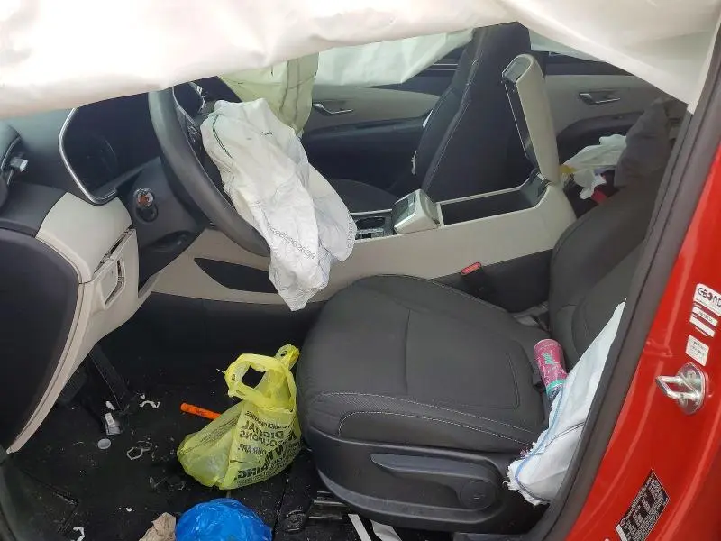 2022 HYUNDAI TUCSON SE  