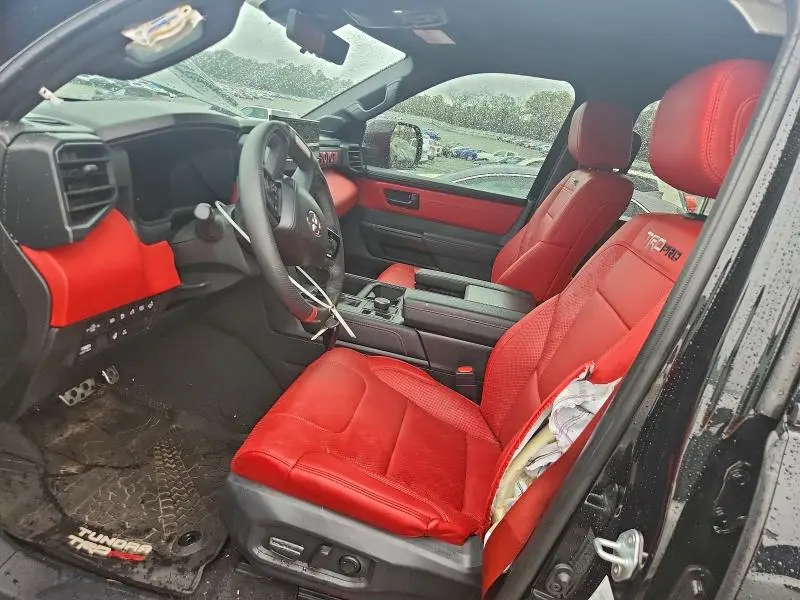 2024 TOYOTA TUNDRA CREWMAX LIMITED  