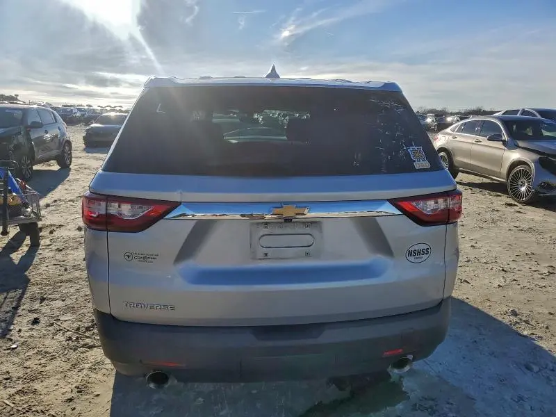 2021 CHEVROLET TRAVERSE LS  