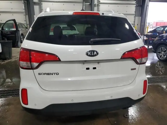2015 KIA SORENTO LX  