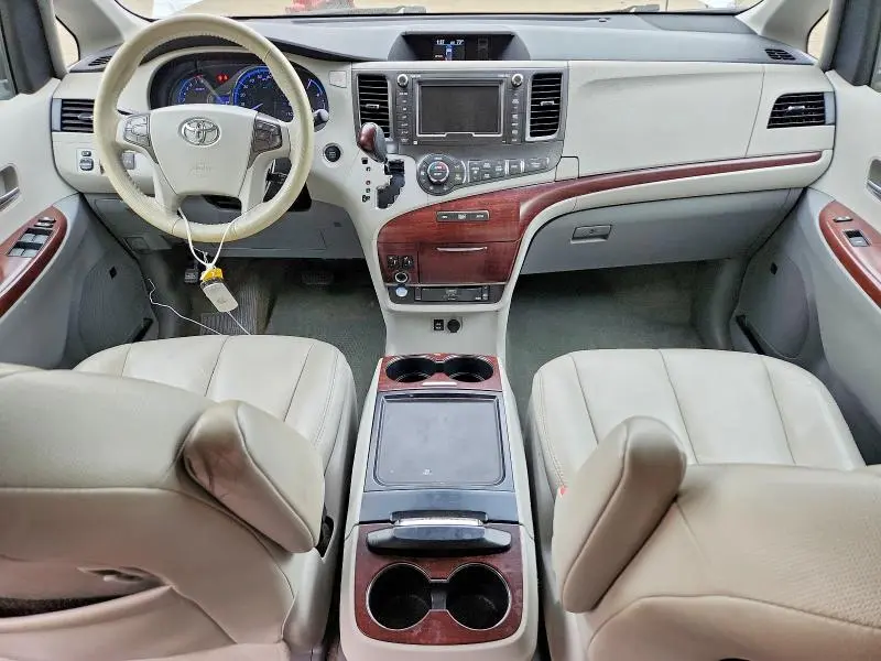 2012 TOYOTA SIENNA XLE 7-PASSENGER  
