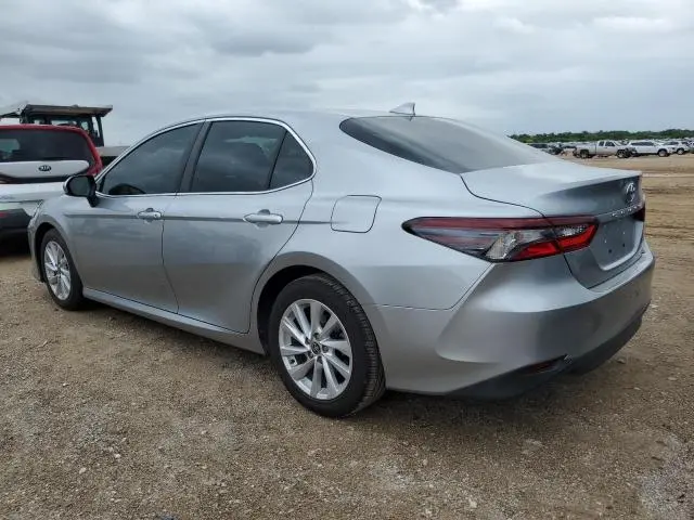 2021 TOYOTA CAMRY LE  