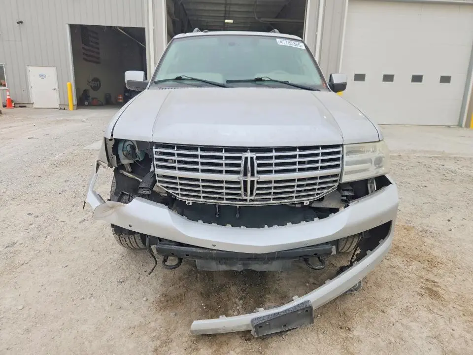 2013 LINCOLN NAVIGATOR   