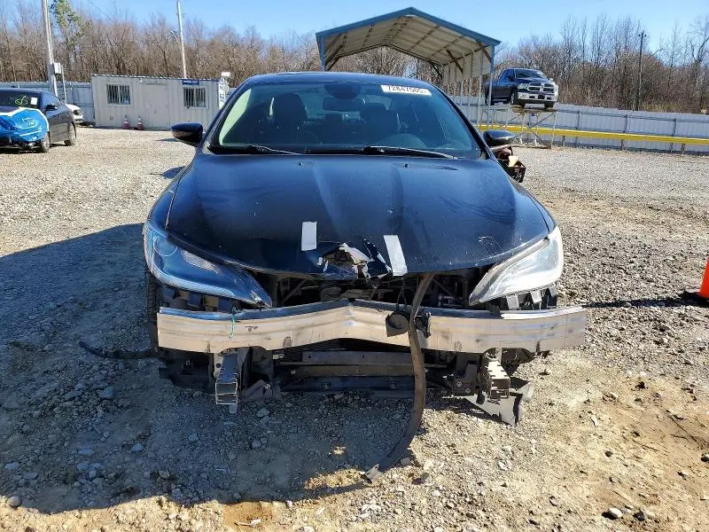 2017 CHRYSLER 200 LIMITED  