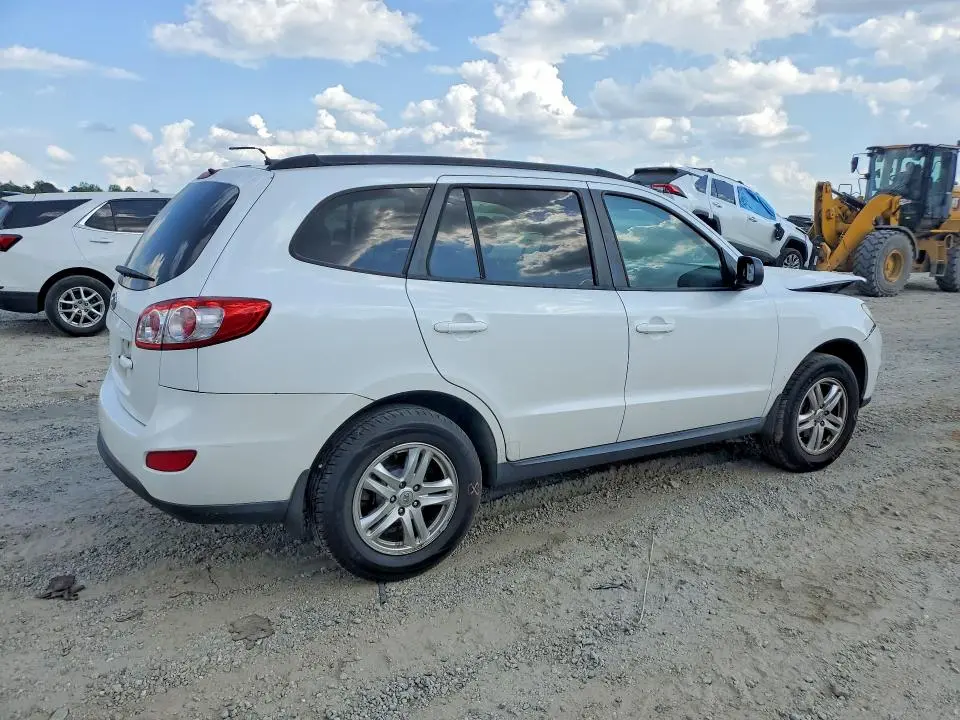 2012 HYUNDAI SANTA FE GLS  