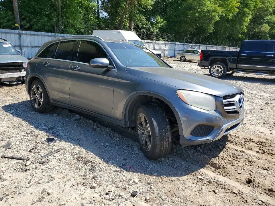 2017 MERCEDES-BENZ GLC 300  