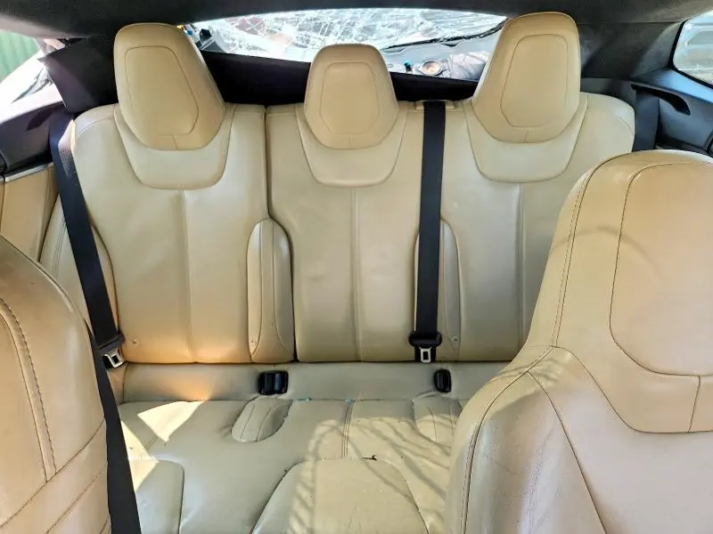 2015 TESLA MODEL S   
