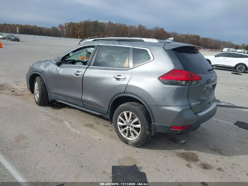 2017 NISSAN ROGUE SV