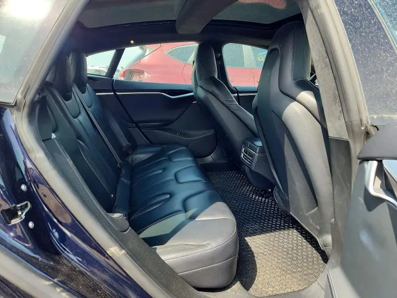 2015 TESLA MODEL S 85D  
