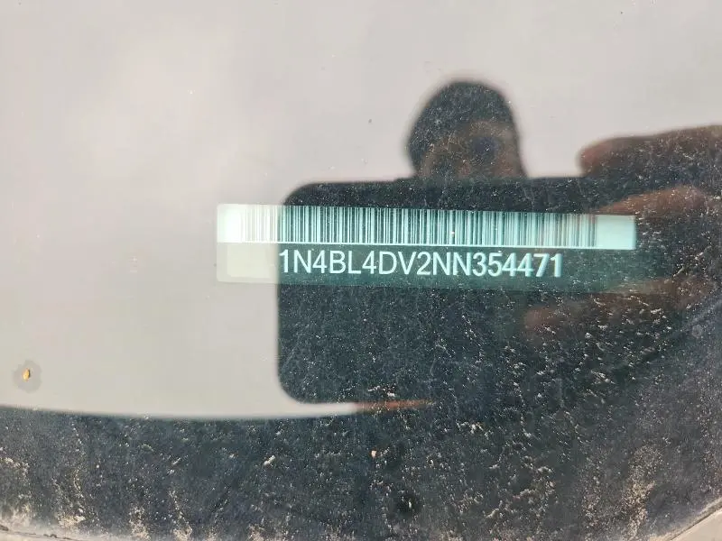 2022 NISSAN ALTIMA SV  