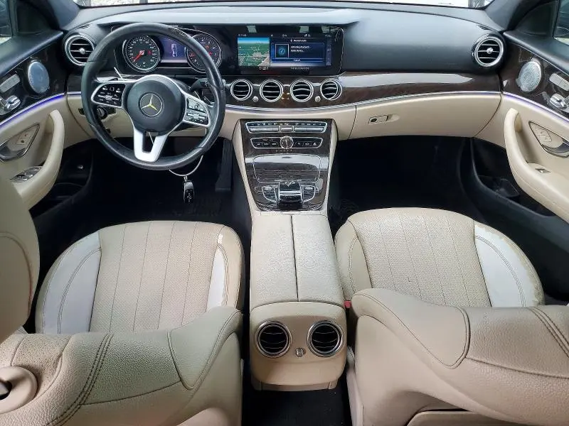 2019 MERCEDES-BENZ E 300  