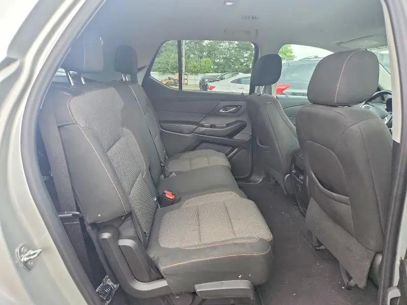2021 CHEVROLET TRAVERSE LT  