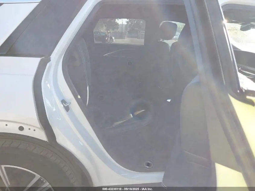 2024 CADILLAC LYRIQ LUXURY W/1SC