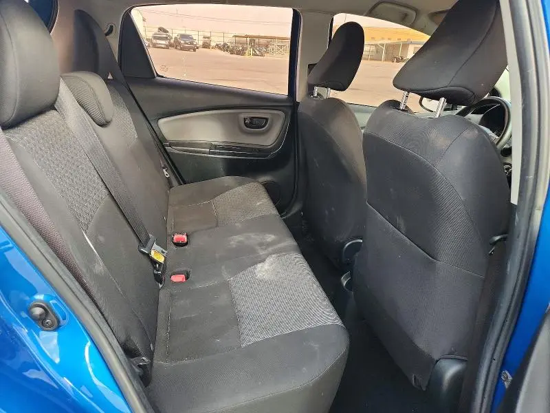 2017 TOYOTA YARIS 5-DOOR L FLEET  