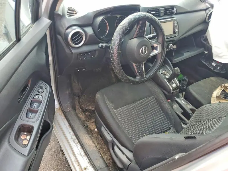 2020 NISSAN VERSA S  