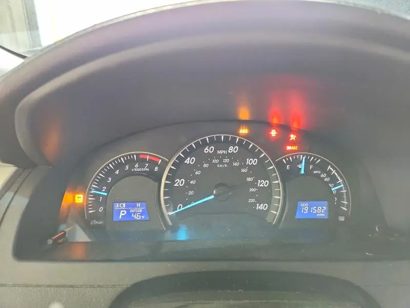 2013 TOYOTA CAMRY LE  