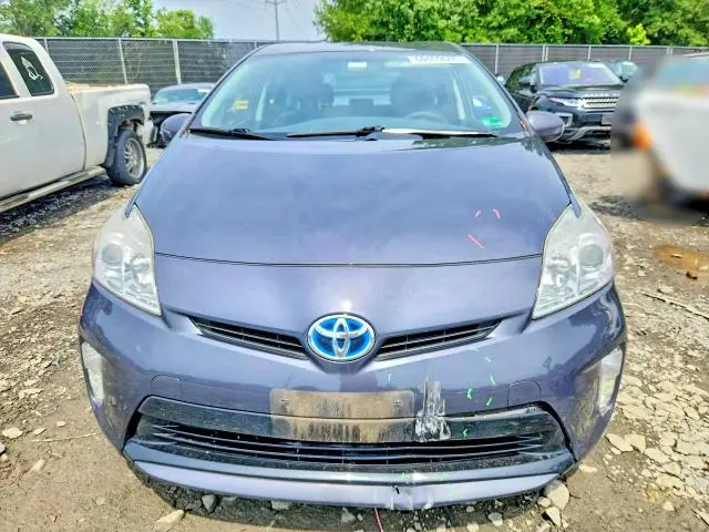 2013 TOYOTA PRIUS TWO  
