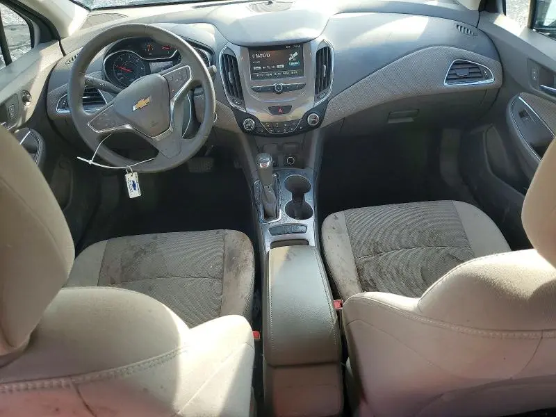 2017 CHEVROLET CRUZE LT  
