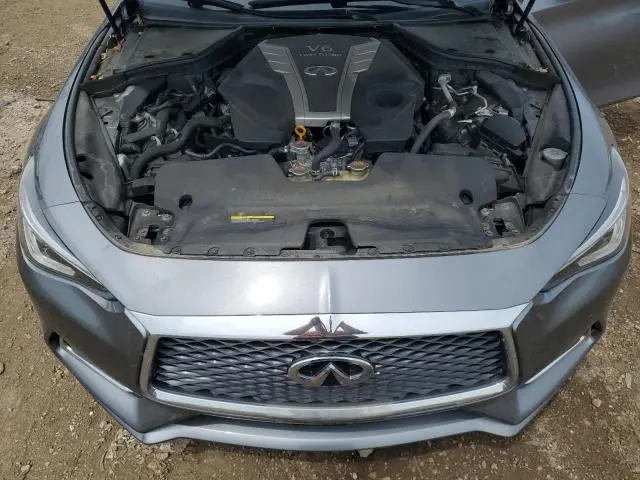 2018 INFINITI Q60 LUXE 300  