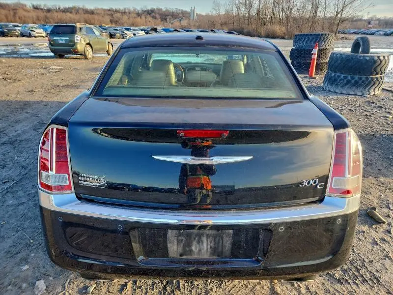 2013 CHRYSLER 300C   