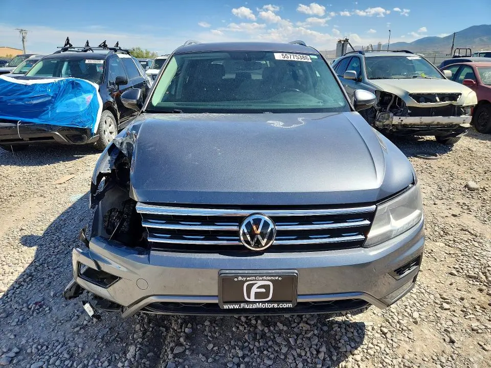 2018 VOLKSWAGEN TIGUAN SE  