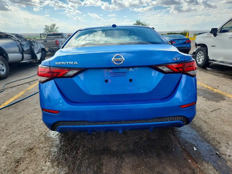 2020 NISSAN SENTRA SV  