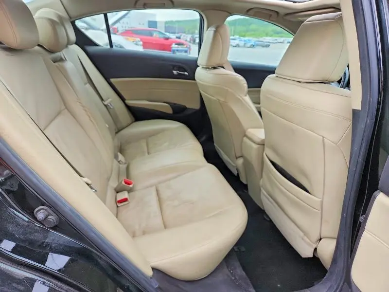 2013 ACURA ILX 20 TECH  