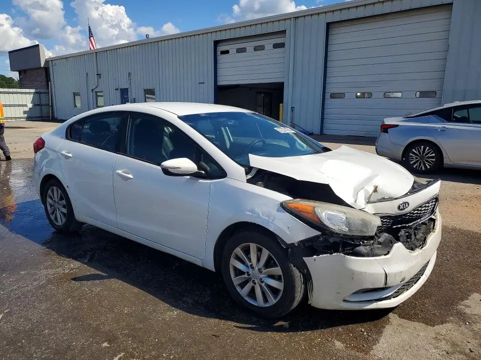 2015 KIA FORTE LX  