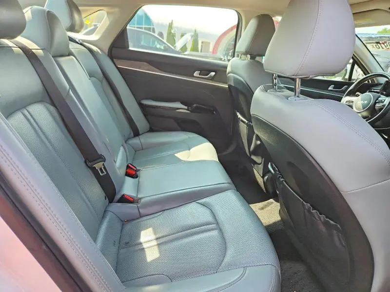 2022 KIA K5 EX  