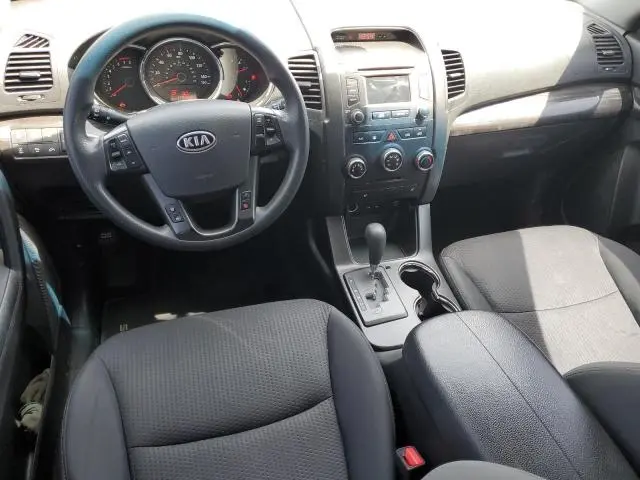 2013 KIA SORENTO LX  