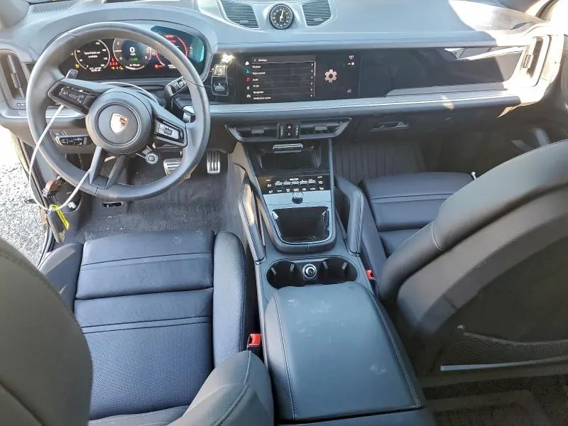 2025 PORSCHE CAYENNE SE HYBRID  