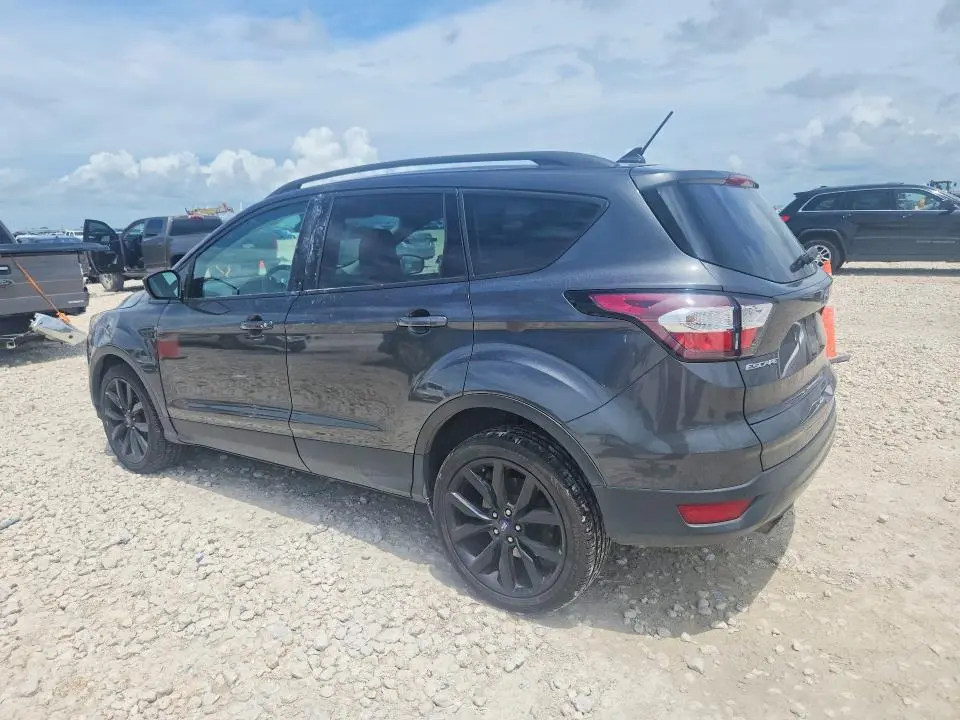 2018 FORD ESCAPE SEL  