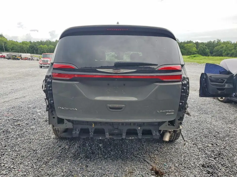2022 CHRYSLER PACIFICA LIMITED  