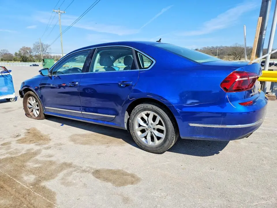 2017 VOLKSWAGEN PASSAT S  