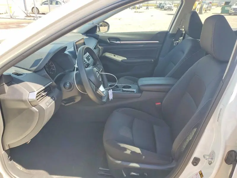 2022 NISSAN ALTIMA SV  