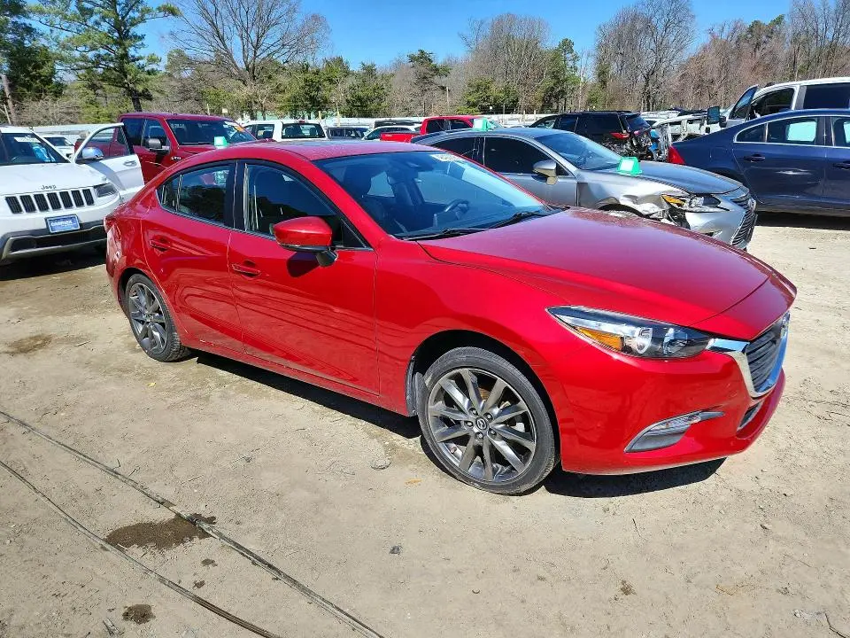 2018 MAZDA 3 TOURING  