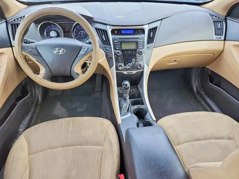 2012 HYUNDAI SONATA GLS  