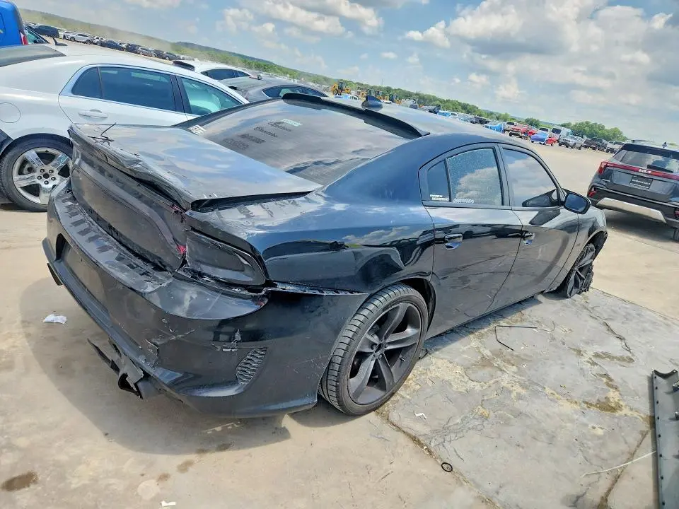2016 DODGE CHARGER R  