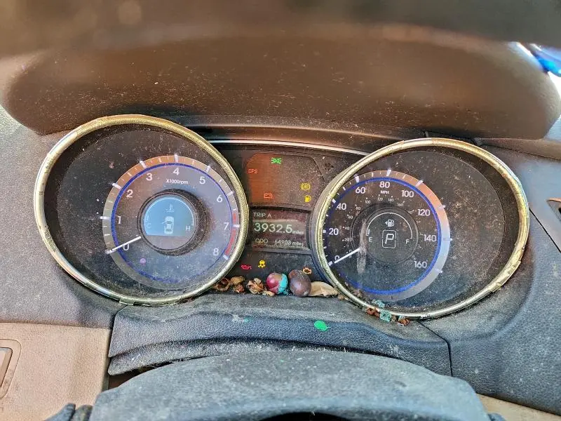 2011 HYUNDAI SONATA GLS  