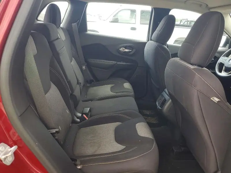 2015 JEEP CHEROKEE SPORT  