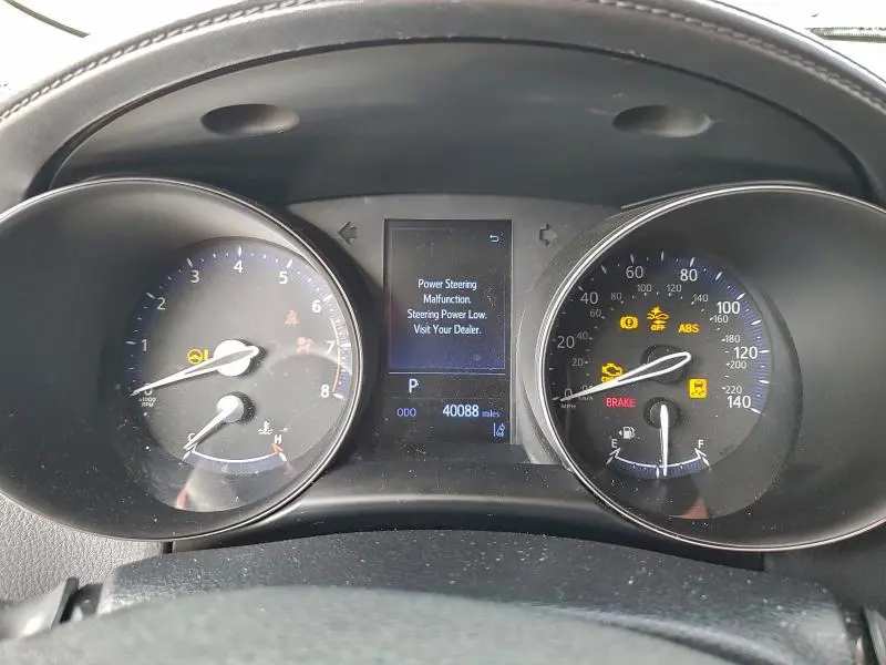 2020 TOYOTA C-HR XLE  